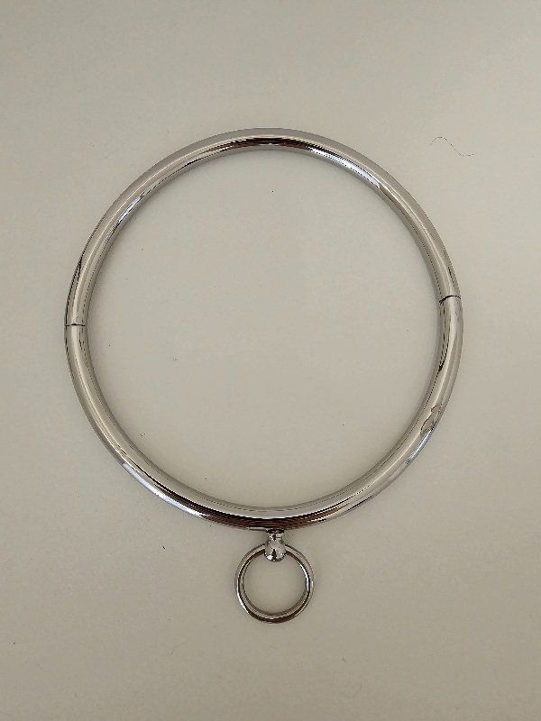 Ringe: Halsreif der O – Neu (gemäss Beschreibung) aus Gossau SG von Rono68