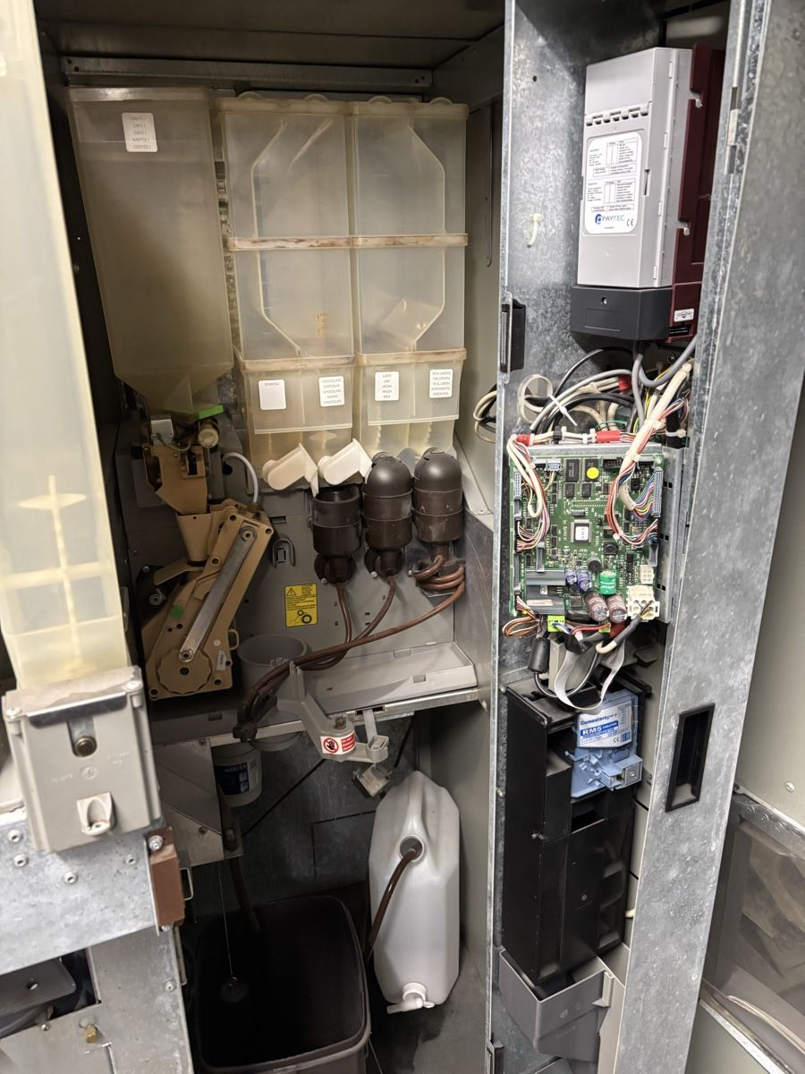 Selecta Altro per Gastronomia & Hotel: Kaffeeautomat Selecta Necta – Usato da Bûlach venduto da rju_877h 2