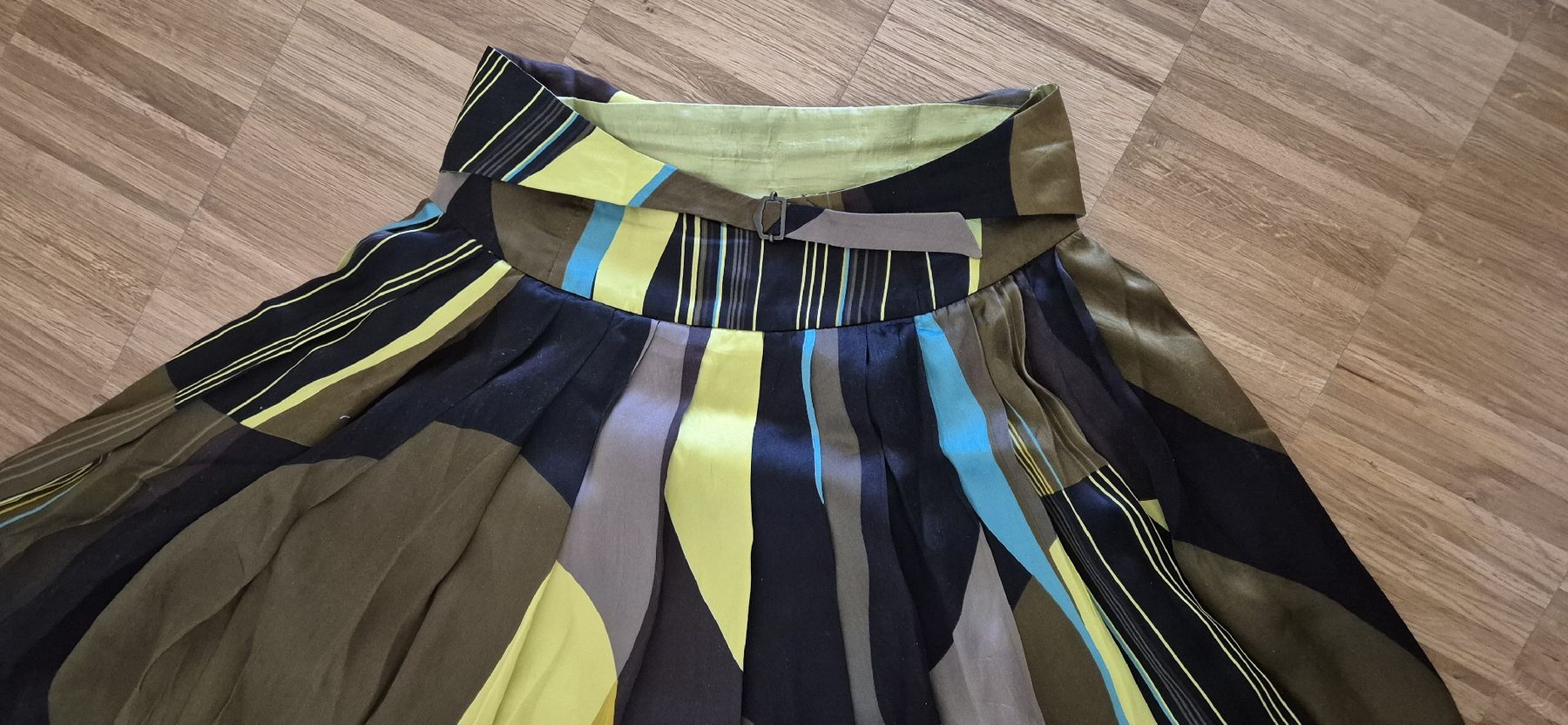 Paul Smith Gonne: Paul Smith silk skirt m – Usato da Zürich venduto da ger_7d8l 1