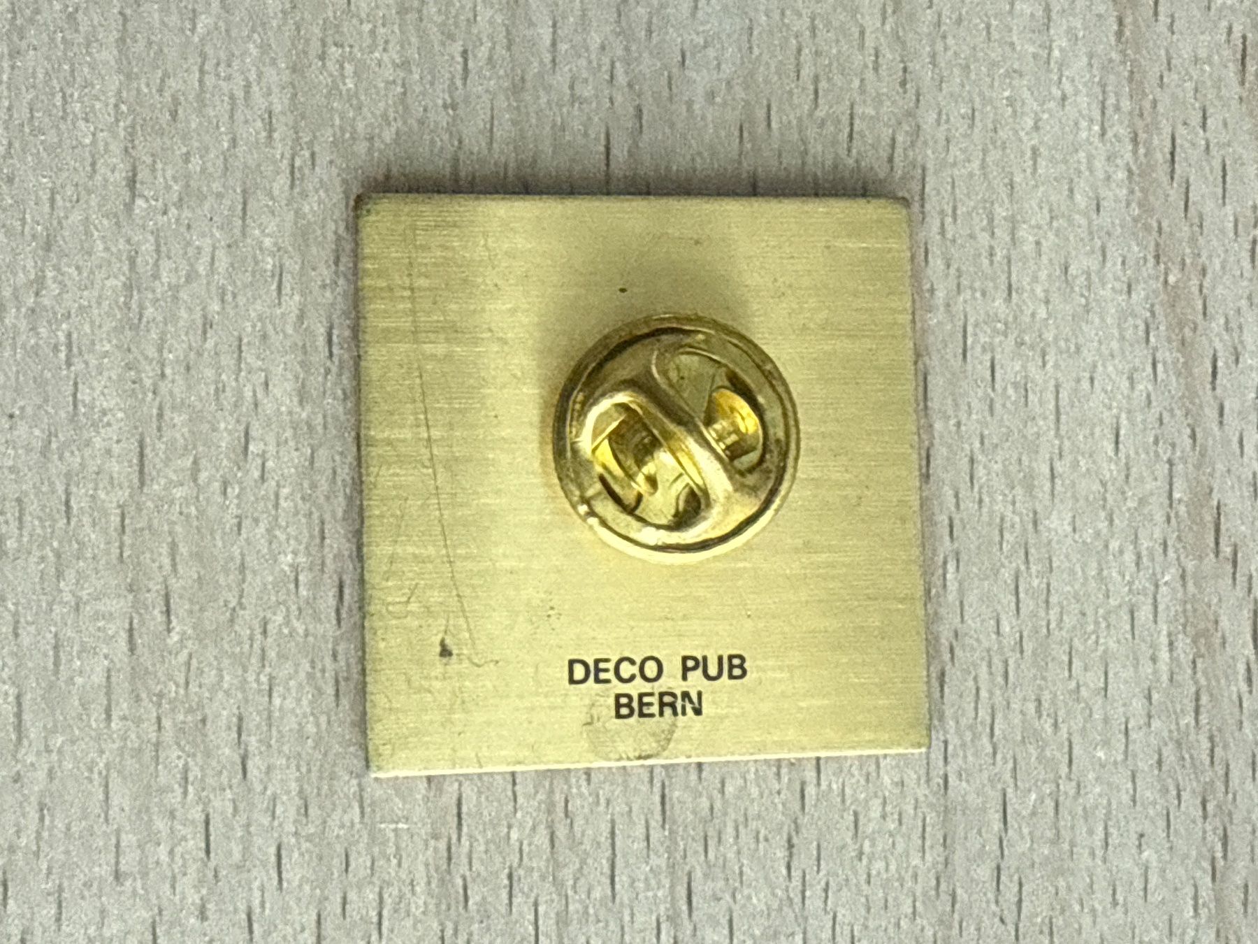 Plaquettes & Badges: Pin – D'occasion à Glattbrugg par Schweigmatt 1
