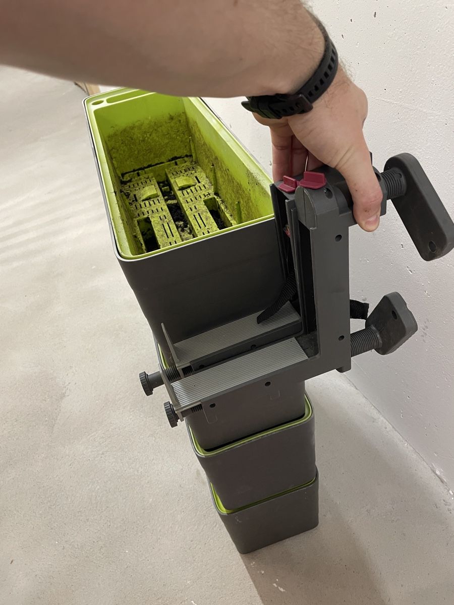 Blumentöpfe: 4 flower pots + holders – Gebraucht aus Au ZH von use_jgn2 5