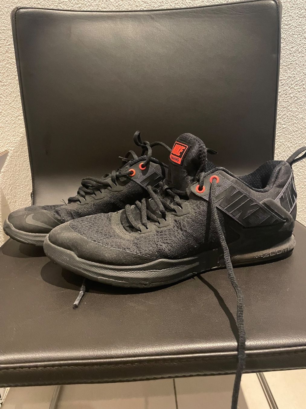 Nike Chaussures hommes: 2 Paar Sneaker – D'occasion à Bülach par dra_qnd7 2