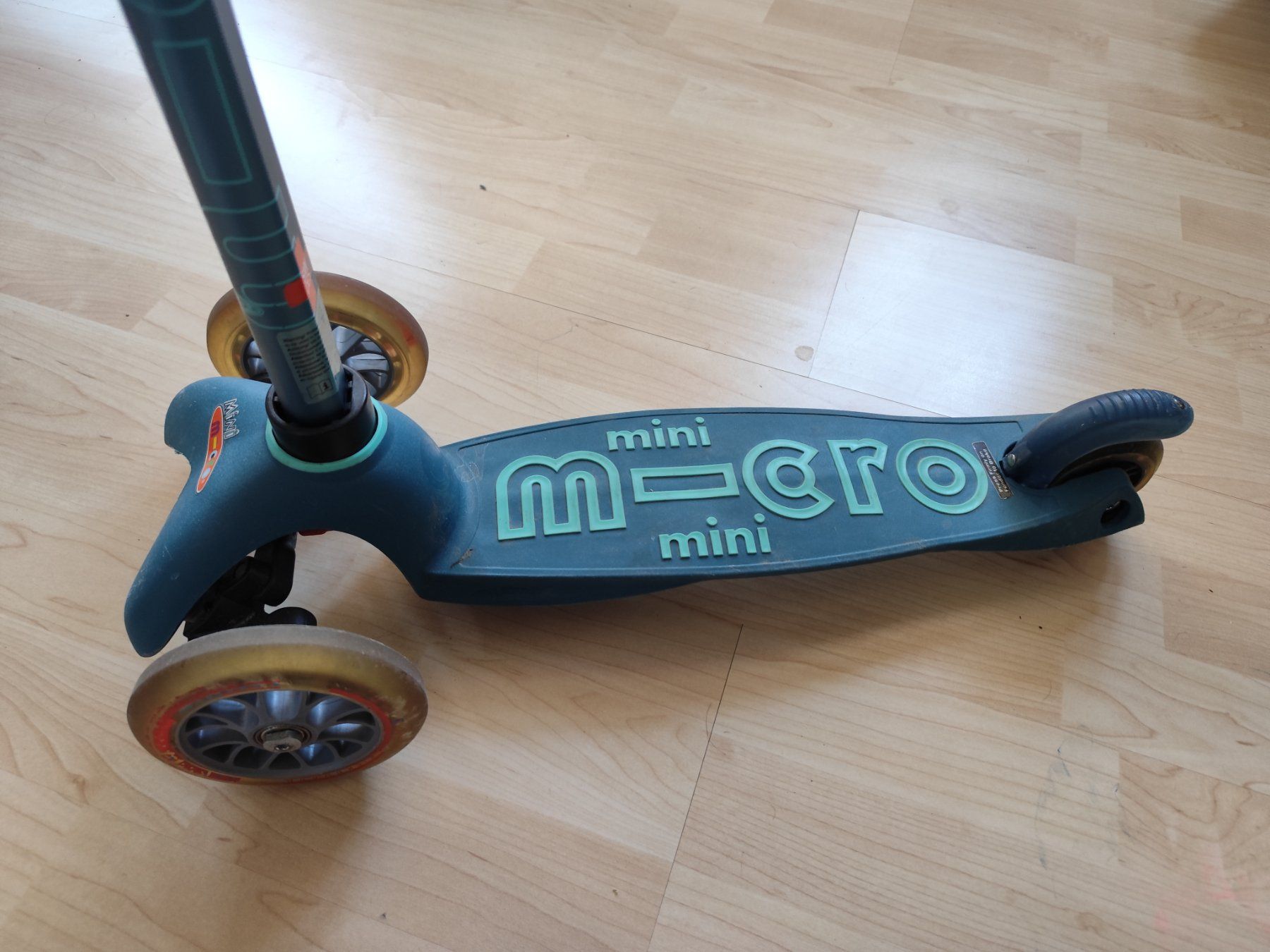 Micro Kickboard: micro Micro Mini2Grow Deluxe – Usato da Remetschwil venduto da Anaoli 2