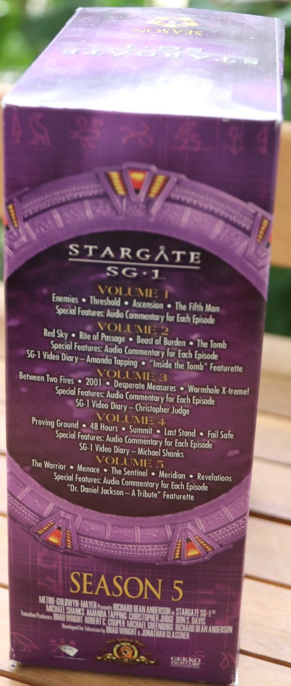 Tutti i DVDs: Stargate Season 5 – Usato da Glattfelden venduto da Sirax 2