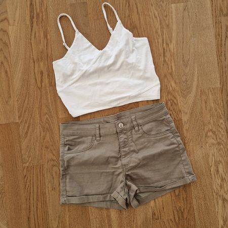 Sommer Set: Top M/L & H&M Divided Shorts, Gr. 38