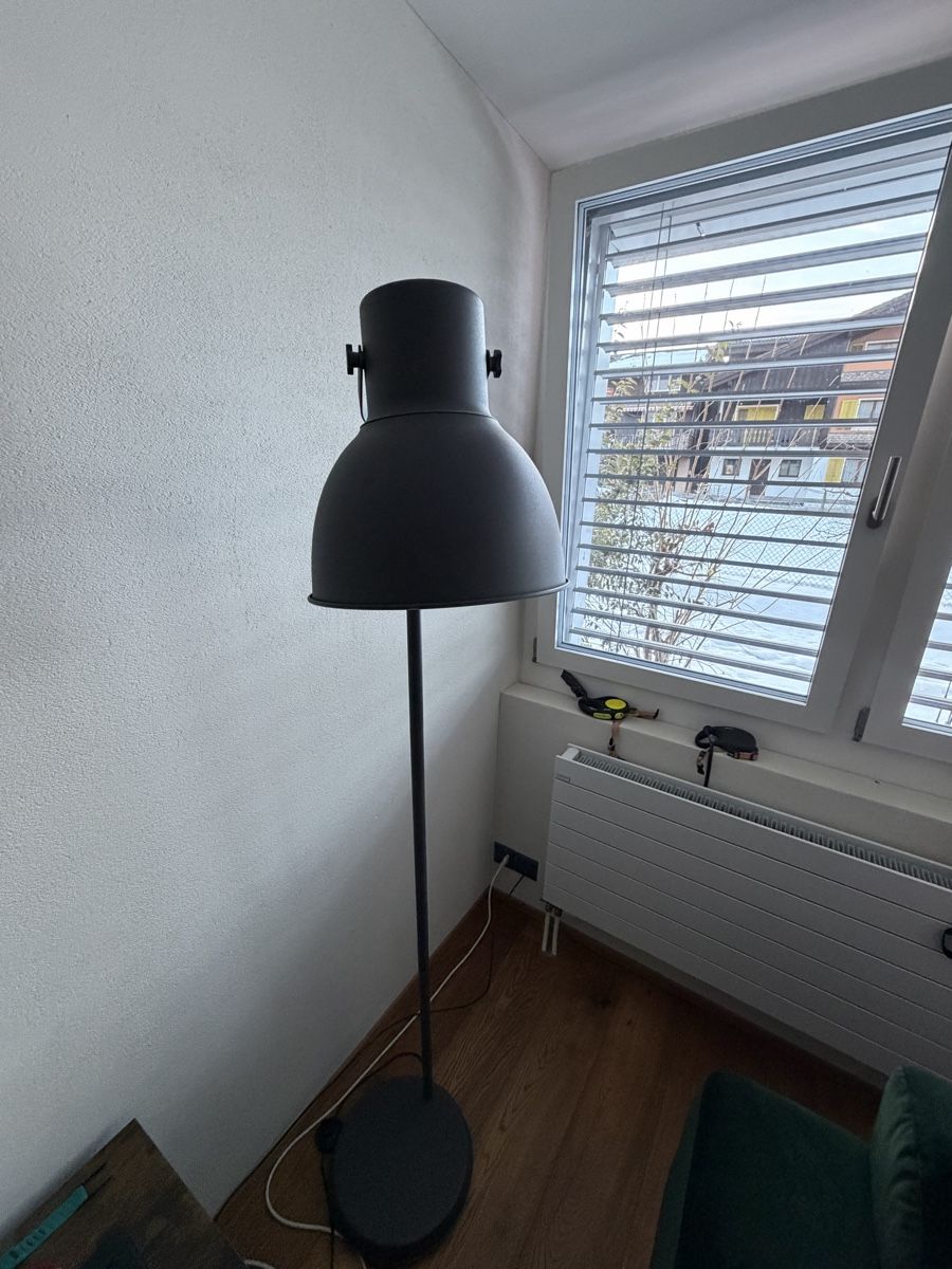 Ikea Lampade: Ikea Stehlampe – Usato da Einsiedeln venduto da sar_229v