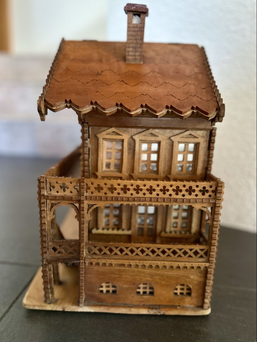 Kits de montage: Holzhaus  – D'occasion à Bern par ACR12 2