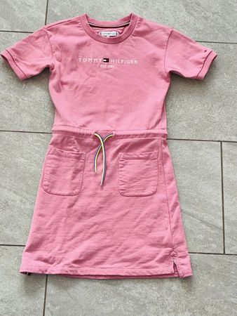 Tommy Hilfiger Kleid rosa Grösse 128 guter Zustand
