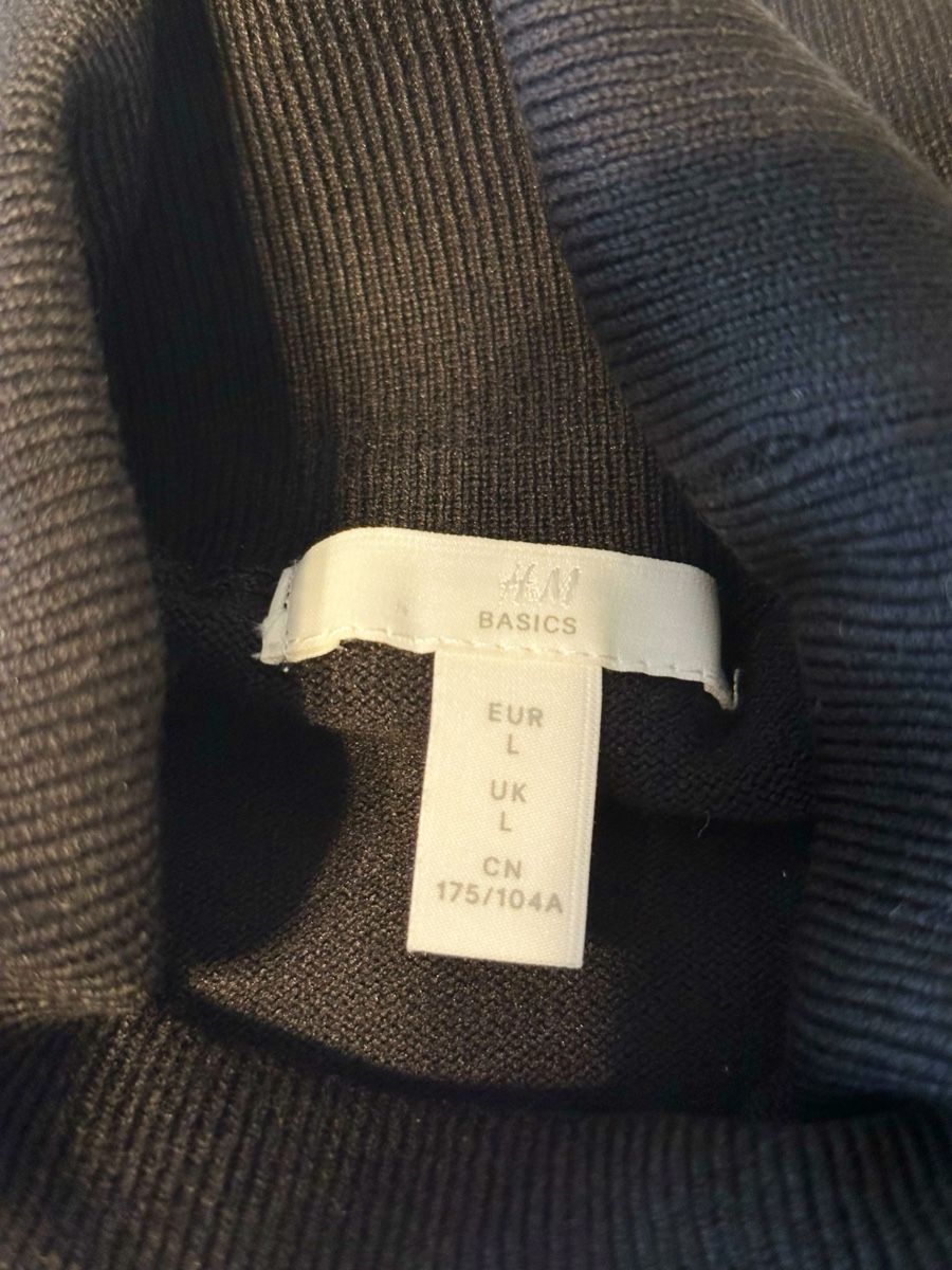 H&M Pullover & Sweatshirts: H&M RollkragenPullover, Grösse L, gestreift, neu mit Etikett – Neu (gemäss Beschreibung) aus Eglisau von Brewster1 3