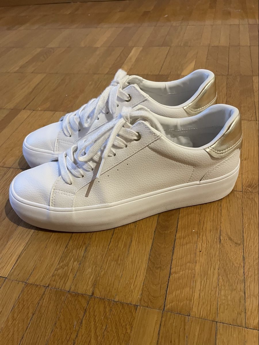 Zara Damenschuhe: Zara Sneaker – Weiß, Grösse 39 – Gebraucht aus Hausen am Albis von Kleiderschrank.Elena 5