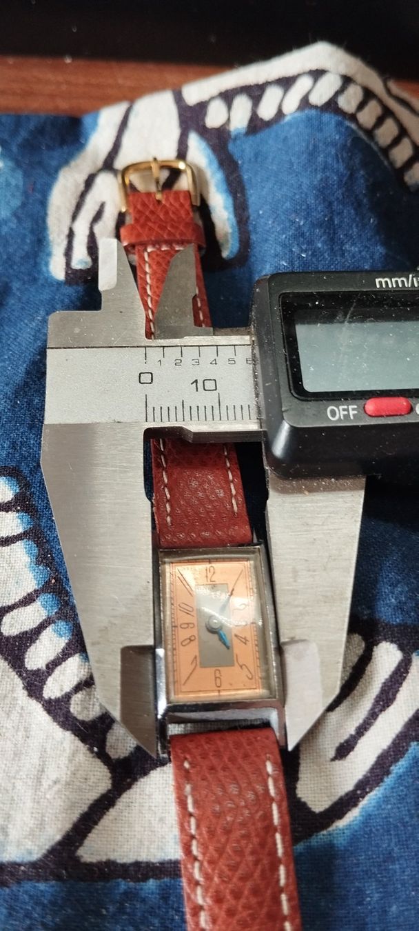 Orologi: Montre années 30's – Usato da La Chaux-de-Fonds venduto da jac_9llg 8