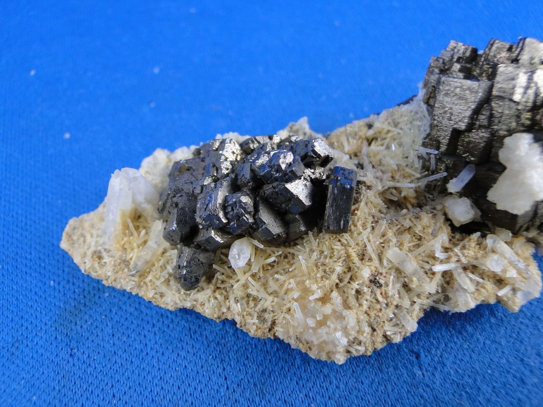 Mineralien & Heilsteine: Pyrrhotit mit Quartz – Gebraucht aus Schinznach Bad von Demerald 2