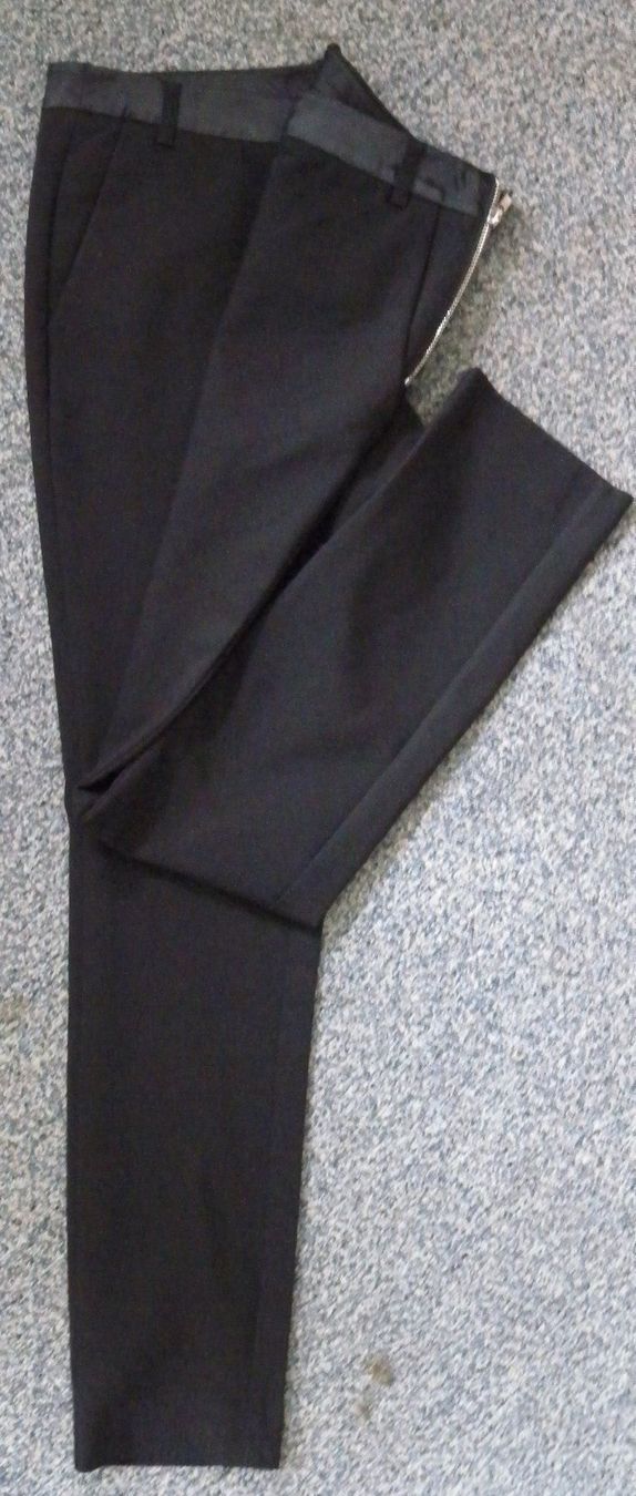 Hosen: elegante dunkle hose – Gebraucht aus Hauenstein von Danbach