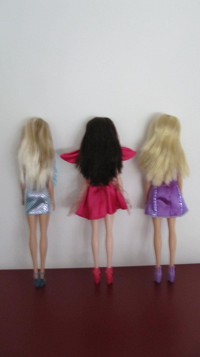 Bambole: Schöne Barbies mit eleganten Kleidern – Usato da Brunnen venduto da Kiwiland1 4