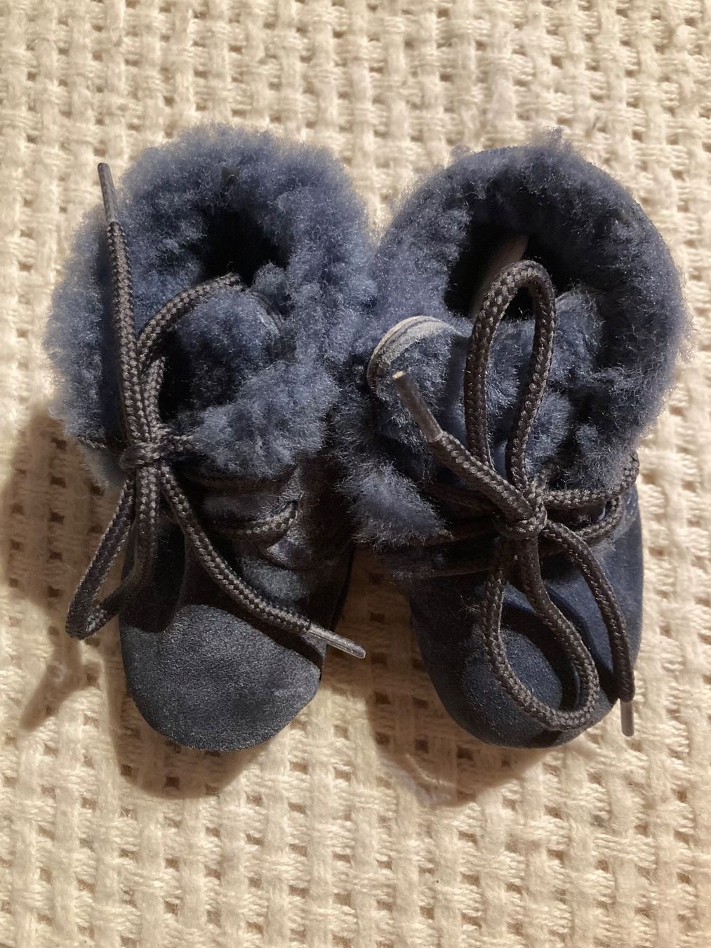 Scarpe per ragazzi: Chaussures bébé hiver – Usato da Chancy venduto da dia_tb2t 1