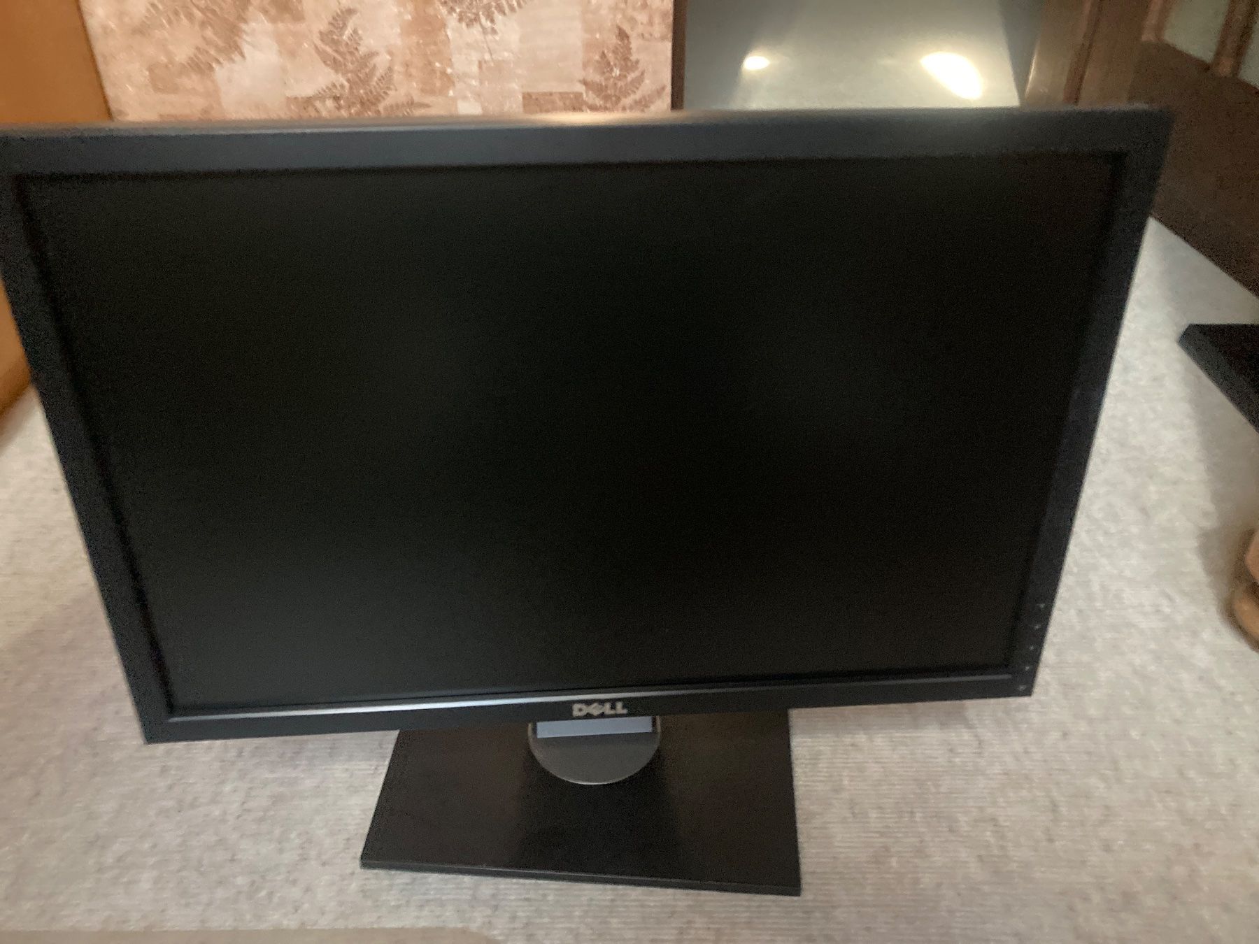 Hewlett Packard PCs: Ordinateur de bureau HP Écran +  clavier et souris – Gebraucht aus Fontenais von Jul_qv7b 6