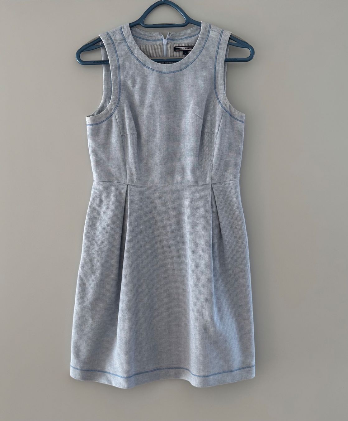 Tommy Hilfiger Robes: Kleid Robe Tommy Hilfiger Size 6 – D'occasion à Spiegel b. Bern par Desisk44