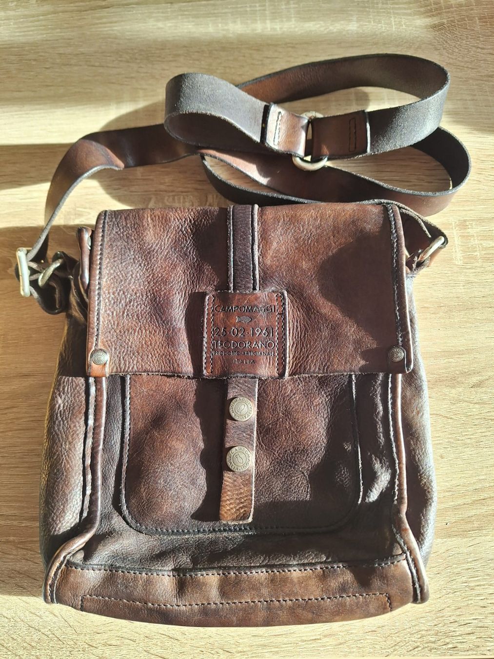 Borse da donna: Sac à main. – Usato da La Chaux-de-Fonds venduto da Riquet2300