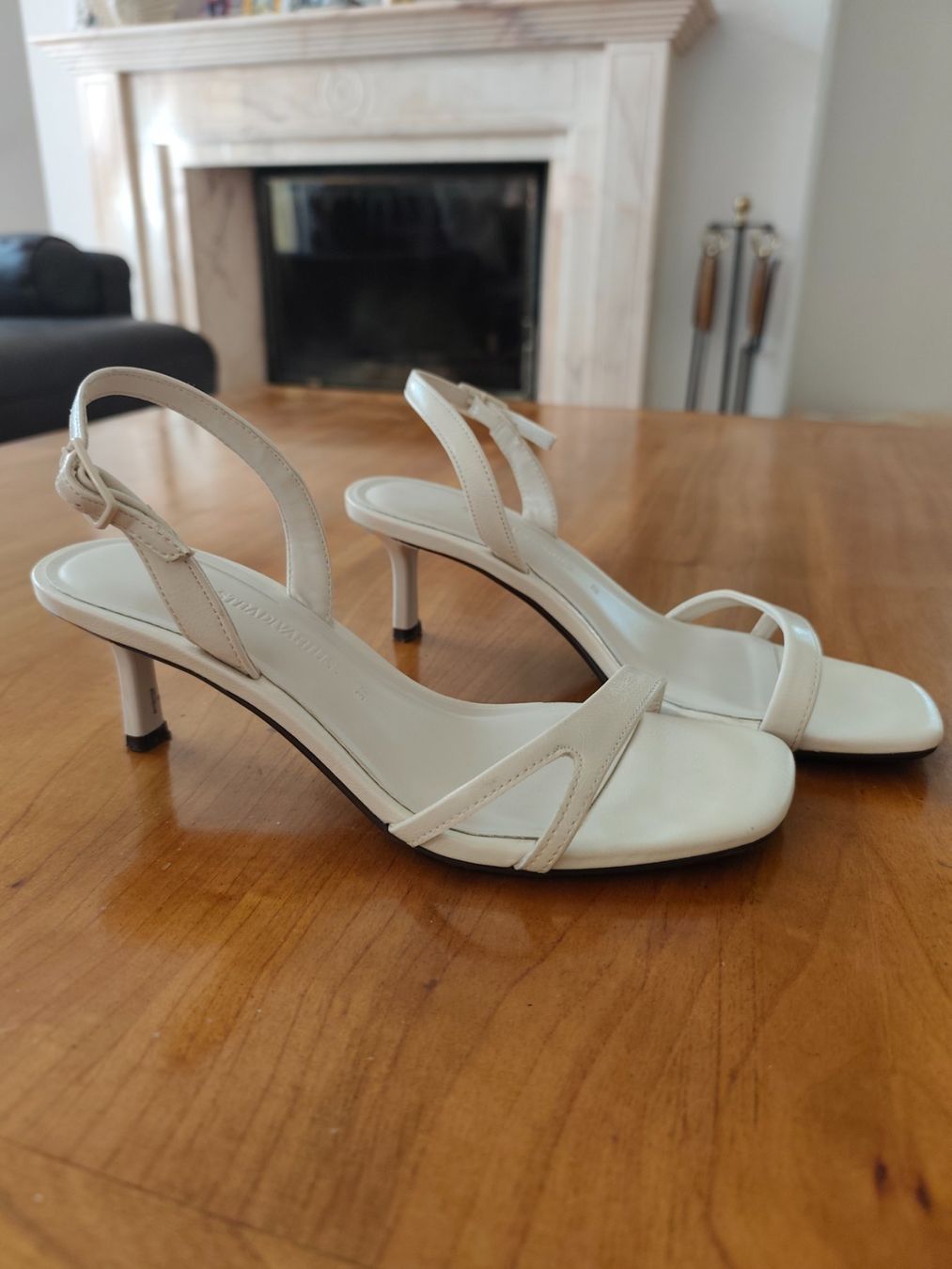 Stradivarius Scarpe da donna: Sandales Stradivarius t.37 – Usato da Le Mouret venduto da ale_mq7l 1