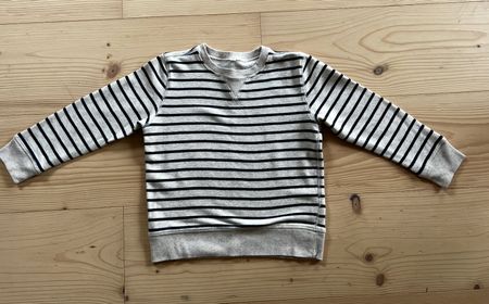 Uniqlo Gestreifter Pullover / Sweatshirt – Grösse 120