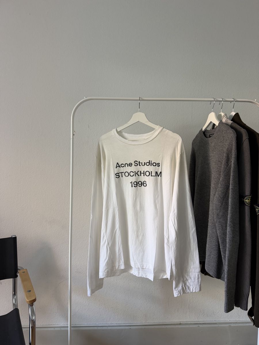 Acne Studios T-shirt: Acne Studios 1996 Long-sleeve | S – Nuovo (secondo la descrizione) da Gordola venduto da lance235