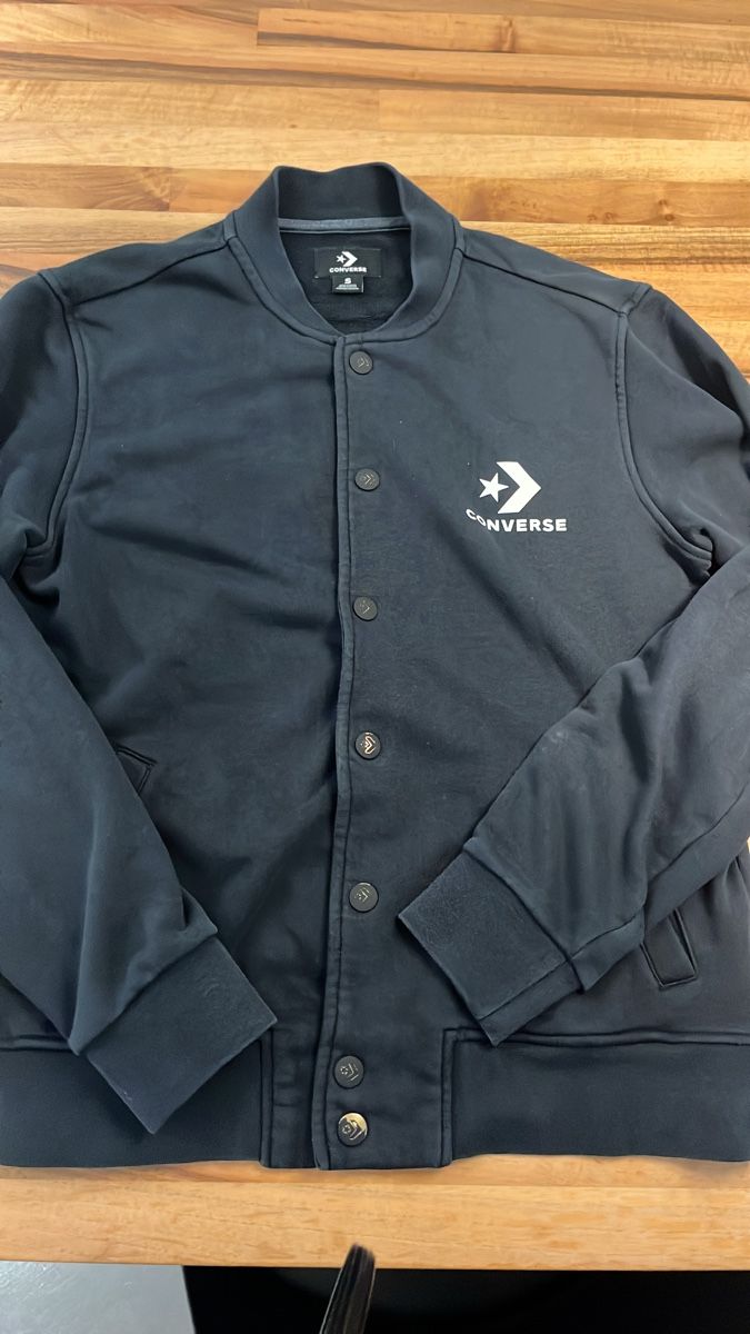 Converse Giacche: Converse Sweatjacke Grösse S – Usato da Wilen b. Wil venduto da kay1310