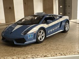 Polizia Lamborghini Modellauto Polizeiauto Spielzeugauto