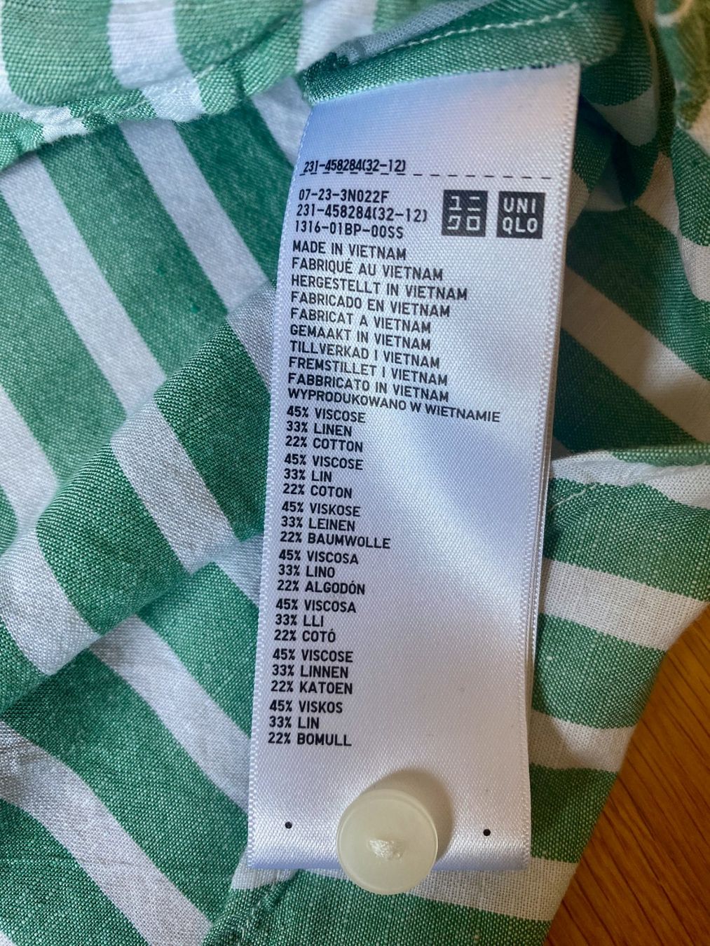 Uniqlo Blusen: Hemdbluse aus Leinen von Uniqlo – Gebraucht aus Bern von eli7 5