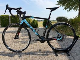 Tolles Felt F3X Carbon Rennrad zu verkaufen