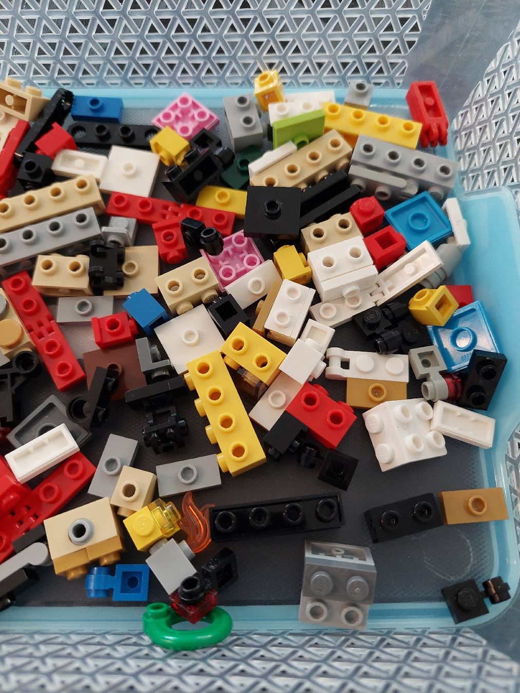Lego Giocattoli: Lego nützliche Spezialteile – Usato da Zetzwil venduto da sti_x9xf 2