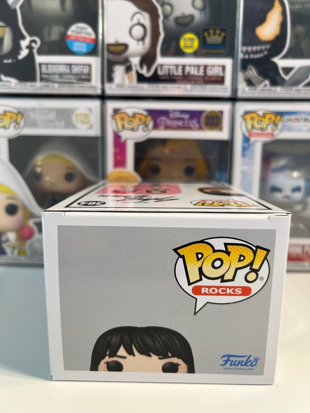 Funko Statuette: Funko POP! Rocks Blackpink Lisa – Nuovo e nell'imballaggio originale da Le Mouret venduto da perfectbijou 4