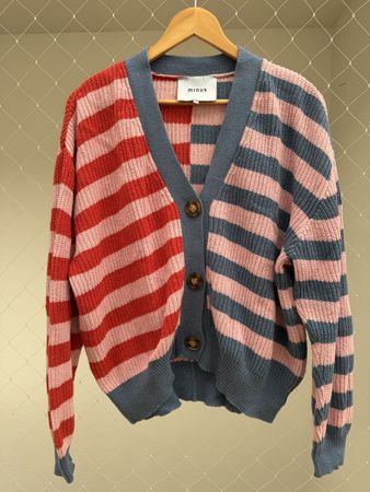 Gestreifter Strick Cardigan von Minus Grösse S