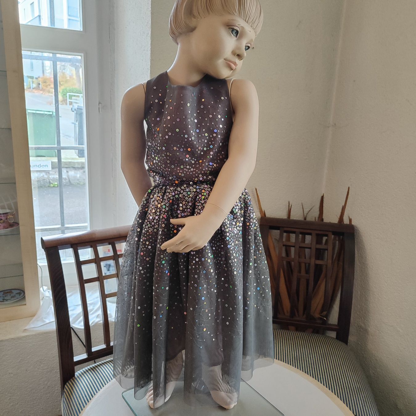 H&M Kleider & Röcke: Fest kleid) GR 122 – Neu (gemäss Beschreibung) aus Langnau am Albis von Judithsebi 4