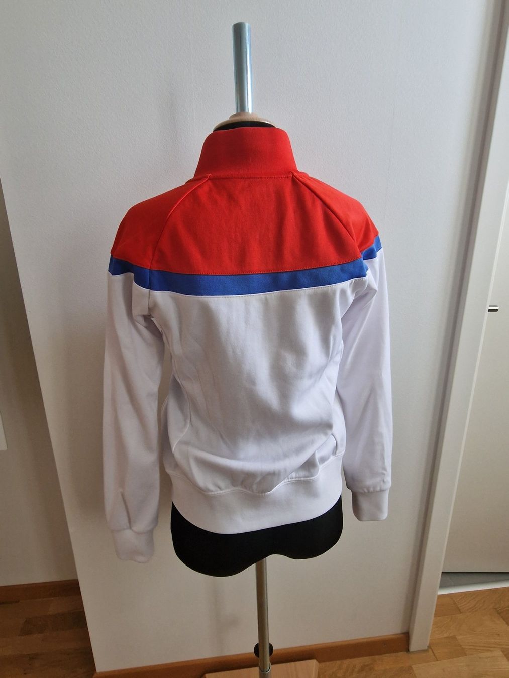 Nike Giacche: Coole Nike Lifestyle Jacke – Usato da Zürich venduto da ale_bg2x 3