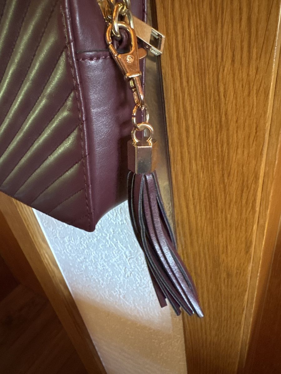 Taschen für Damen: Umhängetasche – Neu (gemäss Beschreibung) aus Rohrbachgraben von kae_5lhf 1