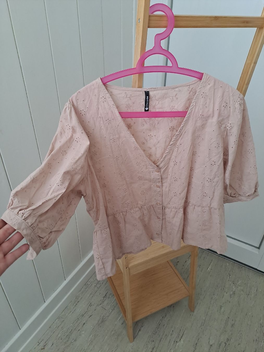 Camicette: Bluse Stickerei kurzarm Grösse XL  – Usato da Rickenbach LU venduto da bishiida 1