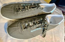 Schuhe Sneakers