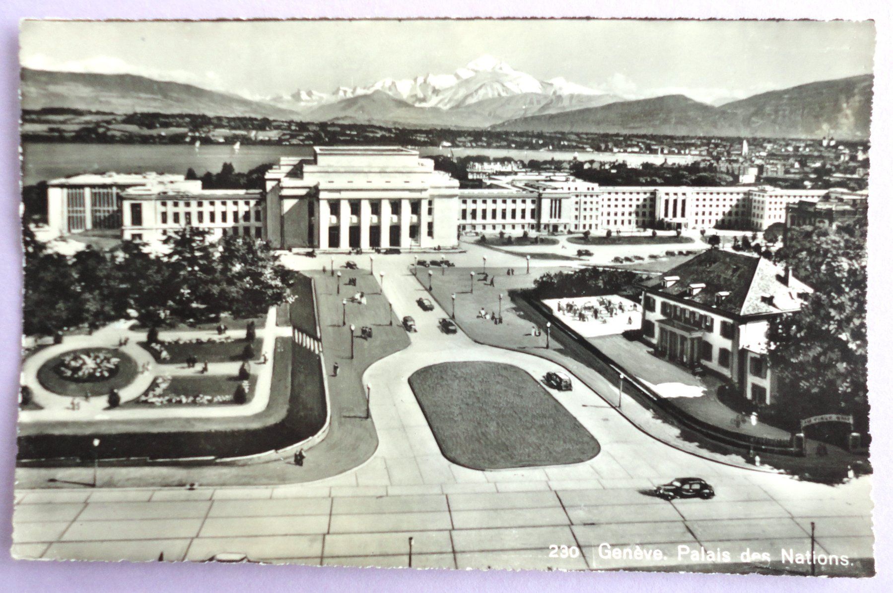 Cartoline postali: Genève - Palais des Nations – Difettoso da Fétigny venduto da Billy2miny