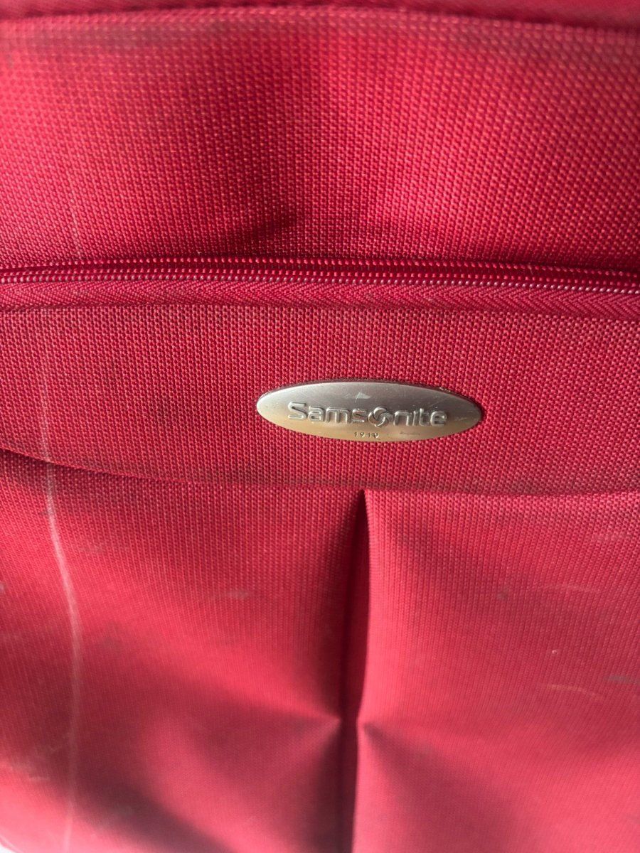 Altro in Aeronautica: Samsonite Koffer, bordeauxrot, mit 2roller mit Zahlenschloss – Usato da Wallisellen venduto da ASZT 2