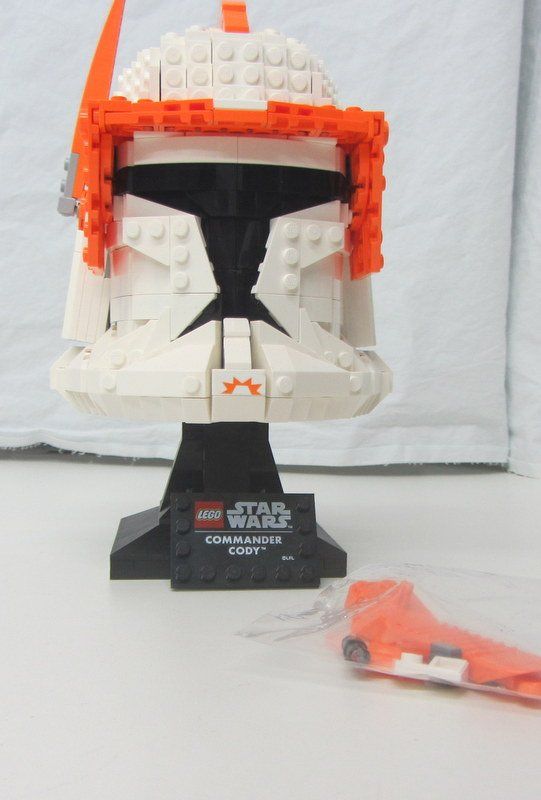 Lego Kit di costruzioni: LEGO Star Wars 75350 " Clone Commander Cody Helmet " – Usato da Kreuzlingen venduto da heinrich7h 7