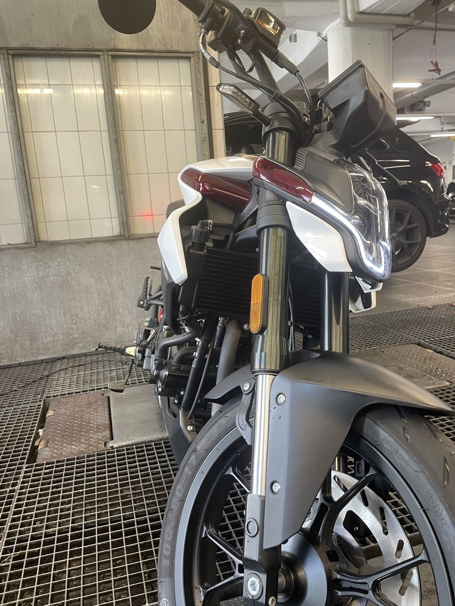 Malaguti Strasse: Malaguti Drakon 125 – Gebraucht aus Zürich von jer_czq8 8