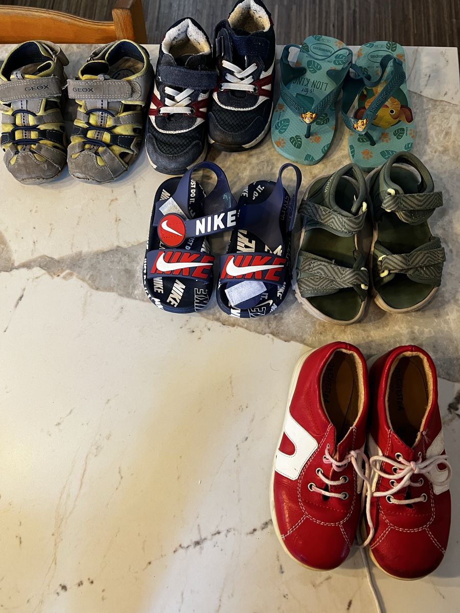 Scarpe per ragazzi: Kinderschuhe 24/25 – Usato da Ittigen venduto da car_9r2m