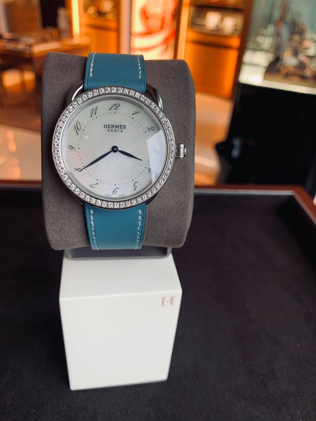 Hermès Orologi: Hermés Arceau 38 mm  und  Diamanten – Nuovo e nell'imballaggio originale da Triesen venduto da hor_6kx9 3
