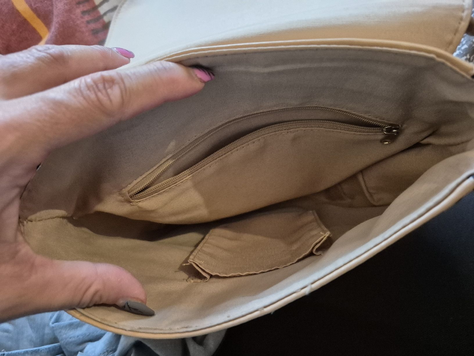 Taschen für Damen: Handtasche – Gebraucht aus Oberweningen von Bumblebee2 2
