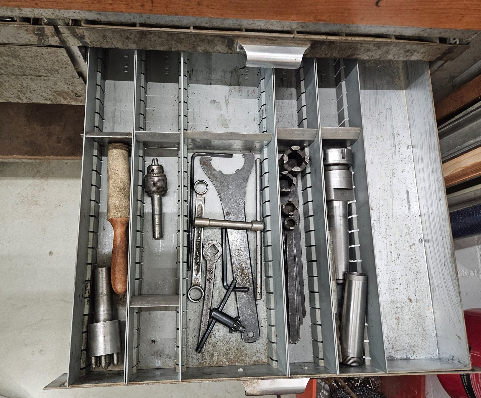 Einhell Tutte le macchine: Drehbank Einhell mit Unterbau – Usato da Härkingen venduto da Elgra 8