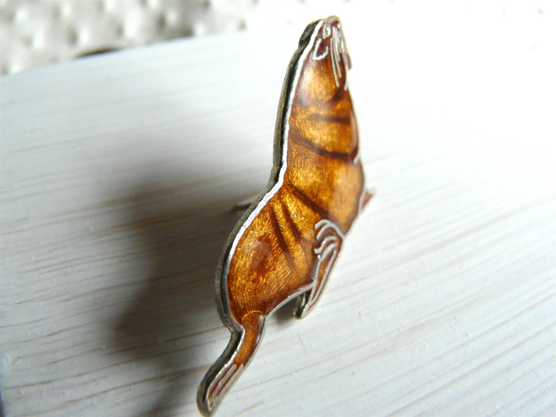 Placchette & Badge: • Morse Walross walrus  - pin M6A.24 – Usato da Pully venduto da websurfer1 3