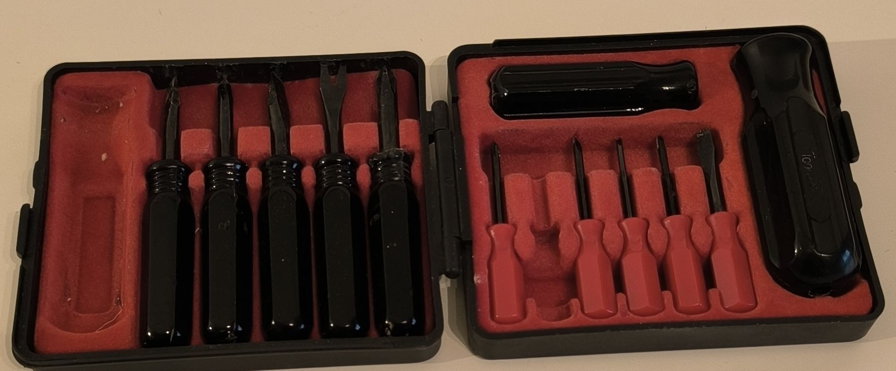 Tous les outils: Schraubendreher Set mit Etui – D'occasion à Nürensdorf par mei_k22z 2