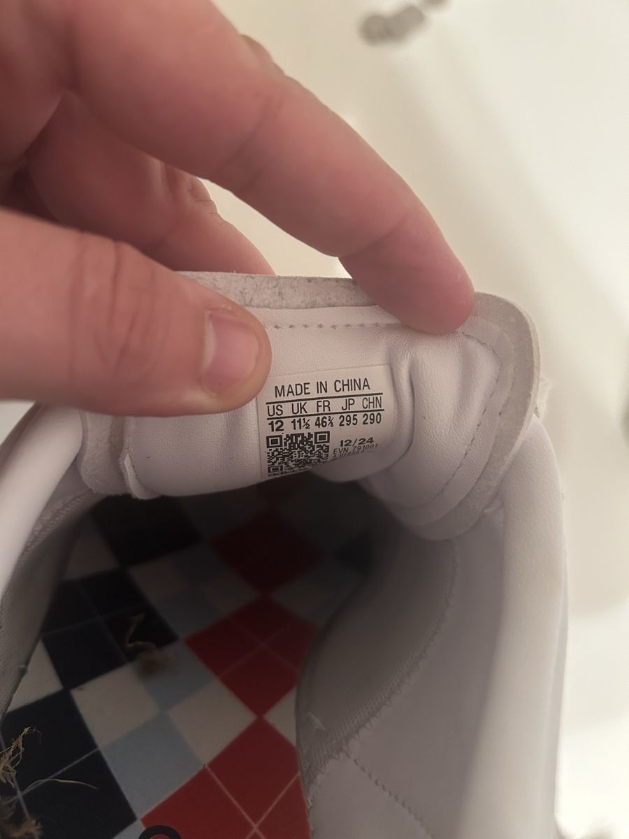 Adidas Chaussures hommes: Adidas original golf taille 12 – Neuf (Voir description) à Bulle par gmoretito 2