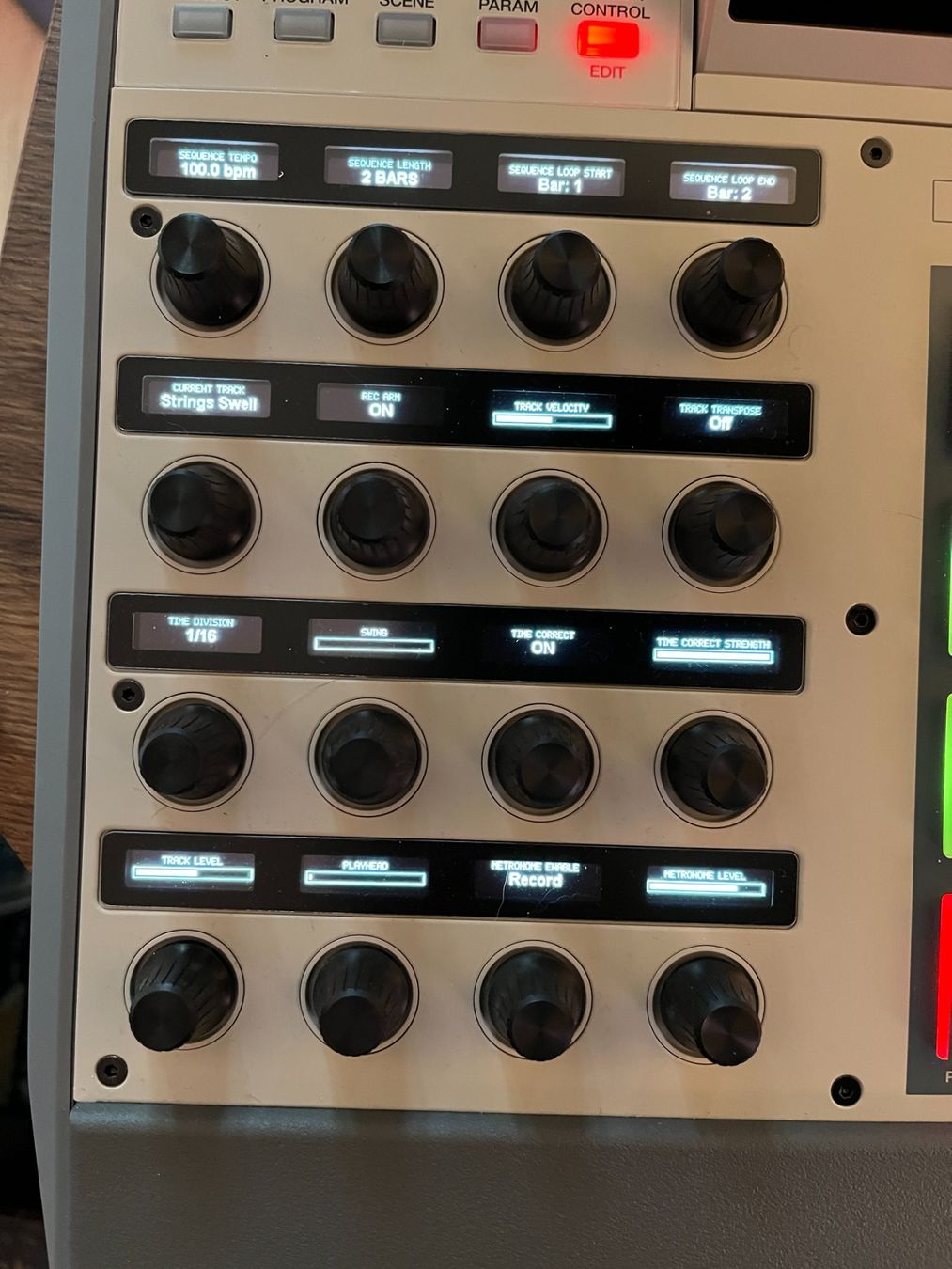 Akai Musikinstrumente: AKAI MPC X SE (Special Edition) – Gebraucht aus Naters von Jem777 4
