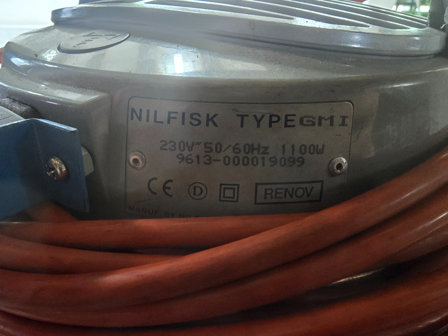 Nilfisk Aspirapolveri & Accessori: gebrauchter Nilfisk GM90 Prof 1100W Staubsauger ab 1.- – Usato da KRINAU venduto da Mio_Liqstyle 6
